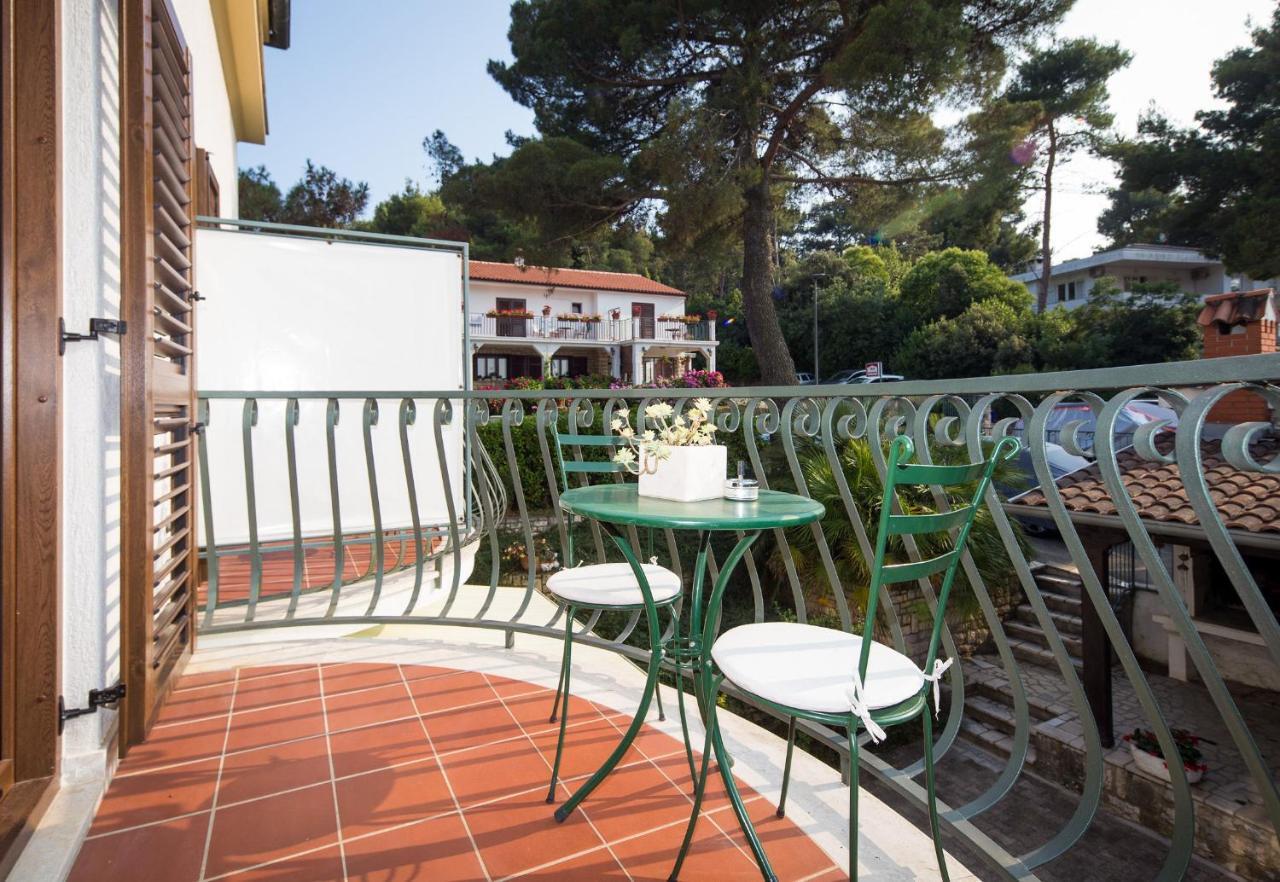 Sobe Number 9 Acomodação com café da manhã Rovinj Exterior foto
